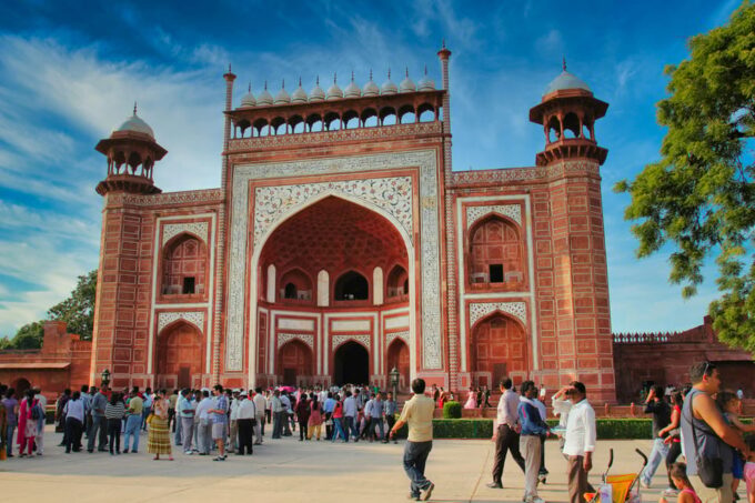 From Jaipur: Private Sunrise Taj Mahal and Agra Fort Tour - Travel