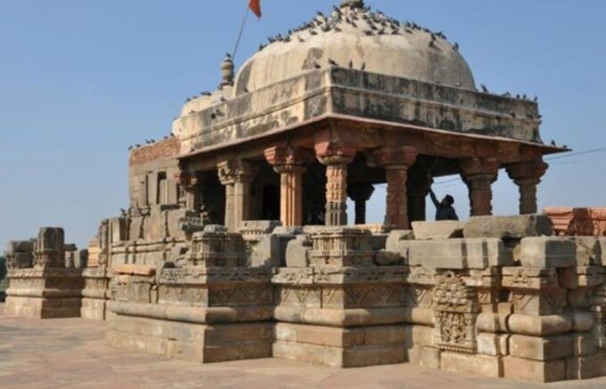 From Jaipur : Self-Guided Abhaneri Stepwell Half-Day Tour - Pricing and Duration