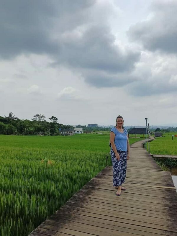 From Jakarta: Bogor Botanical Garden, Ricefield, & Waterfall - Who Would Enjoy This Tour?