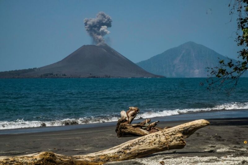 From Jakarta : Explore Krakatau Volcano Tour - Itinerary Details