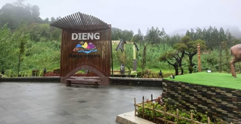 From Jakarta : Mount Dieng Plateau 4 Day 3 Night - Transportation and Accommodation