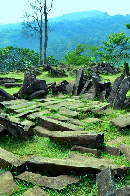 From Jakarta : Prehistoric Mount Padang - Cuisine and Guidance Provided