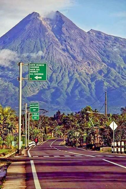 From Jakarta : Volcano, Tea & Rice Fields, Hot Spring - Tour Duration