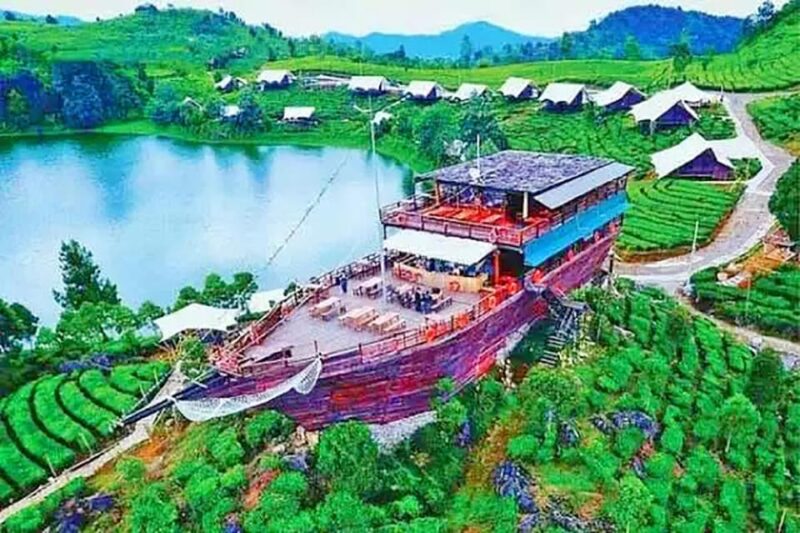 From Jakarta: White Crater, Pinisi Lake, Tea Plantation - Tour Inclusions and Services