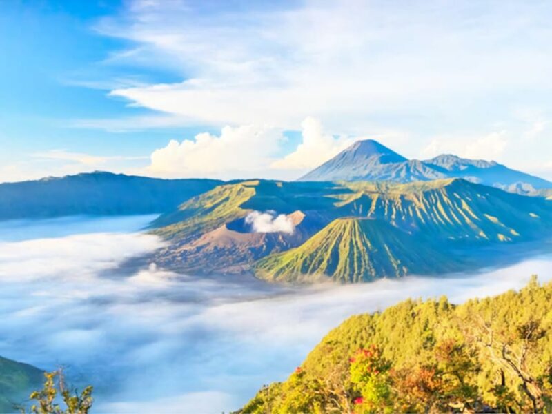 From Jakarta : Yogyakarta, Borobudur, Bromo, Ijen & Bali - Itinerary Highlights