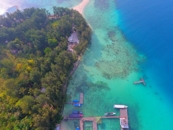 From Jepara: Karimunjawa Archipelago 3-Day Snorkeling Tour - Getting to Karimunjawa