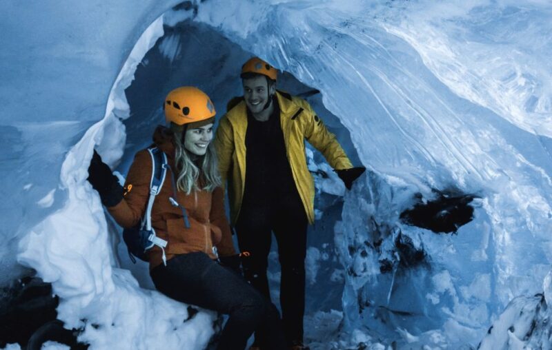 From Jökulsárlón: Crystal Blue Ice Cave Super Jeep Tour - Tour Transportation