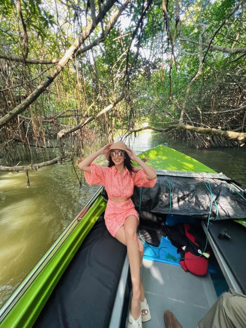 From Kalutara: Bentota Day Tour and Hikkaduwa Beach Tour - Hikkaduwa Beach Relaxation