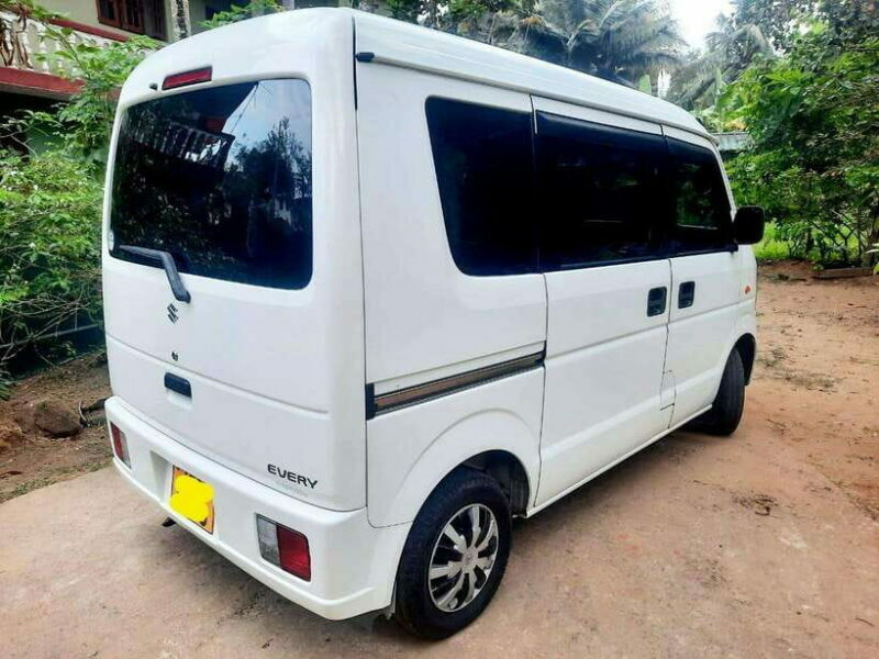 From Kandy To Pinnawala Private Day Tour via Ambuluwawa - FAQ