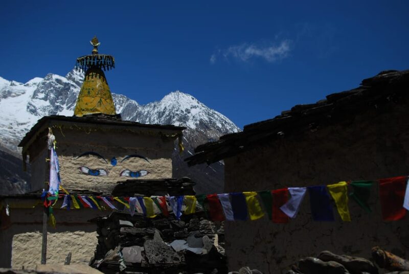 From Kathmandu: 15-Day Manaslu Circuit Trek - Key Points