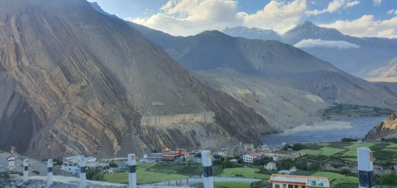 From Kathmandu: Upper Mustang Trek - 17 Days - Panoramic Mountain Views