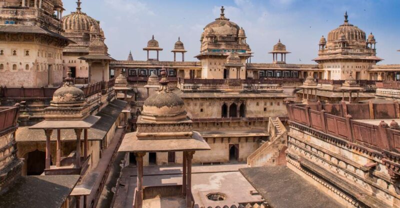 From Khajuraho: Orccha Fortress Guided Day Trip - Key Sites to Explore