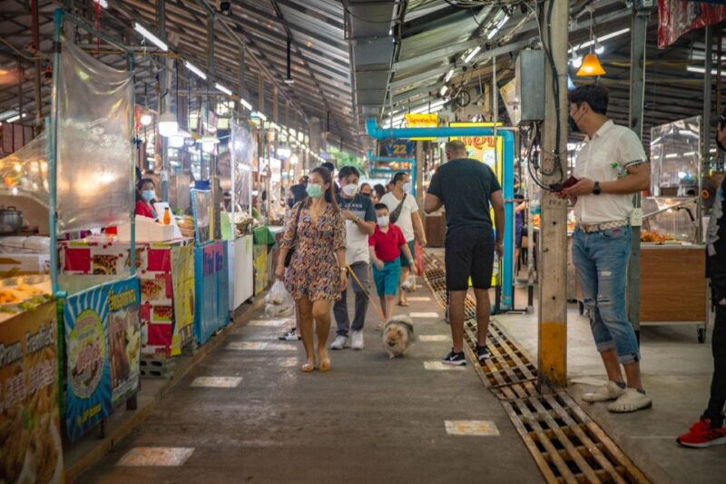 From Khao Lak: Phuket Naka Weekend Market - Key Points