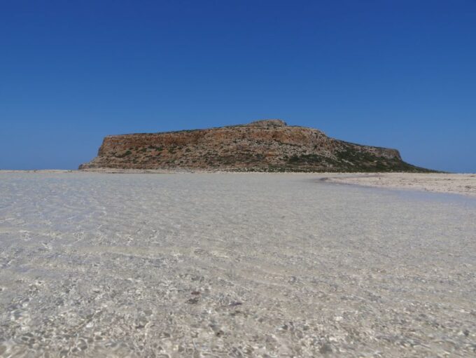 From Kissamos: Balos Gramvousa Sailing Cruise With Lunch - Vessel Amenities