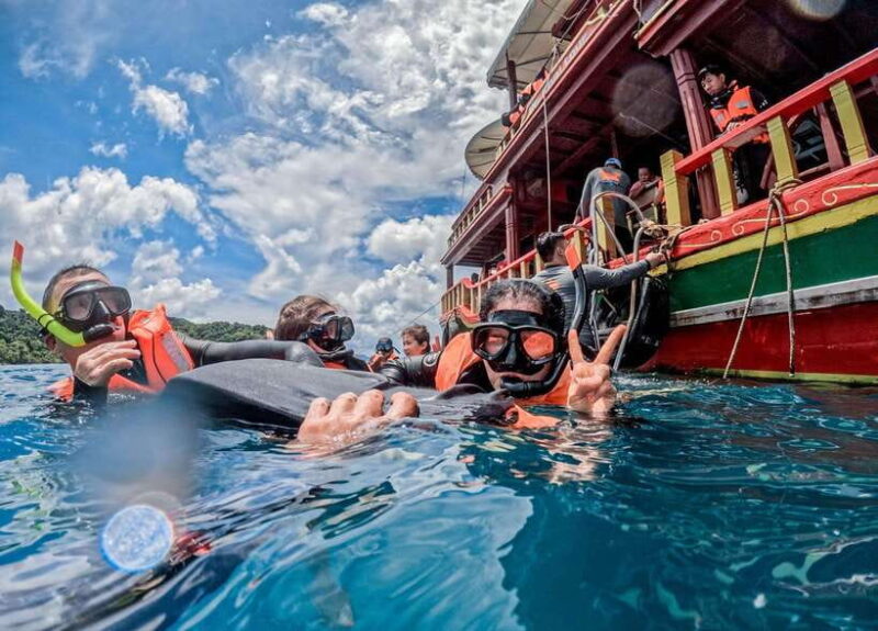 From Koh Chang: 4 Islands Snorkel & Beach Tour by Big Boat - What to Expect Onboard