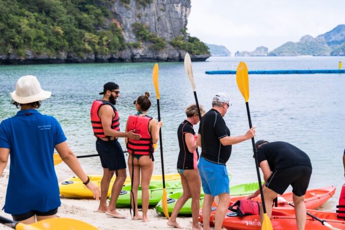From Koh Samui: Ang Thong Marine Park VIP Small-Group Tour - Snorkeling and Kayaking