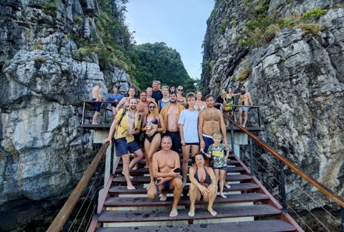 From Krabi: Day Trip to Phi Phi With Private Longtail Tour - Highlights and Free Time