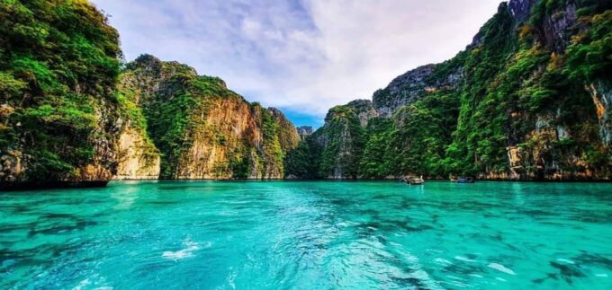From Krabi: Phi Phi Islands Speedboat Day Tour - Lunch and Optional Activities