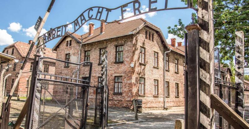From Krakow: Auschwitz and Wieliczka Salt Mine Full-Day Trip - Pickup and Drop-off Locations