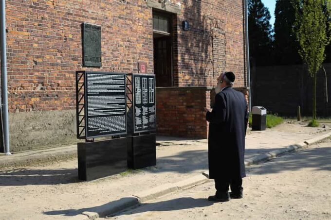 From Krakow: Auschwitz-Birkenau Full-Day Tour With Pickup - Customer Reviews