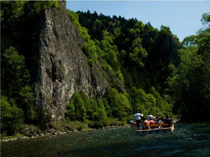From Kraków: Dunajec Rafting Trip - Booking and Cancellation