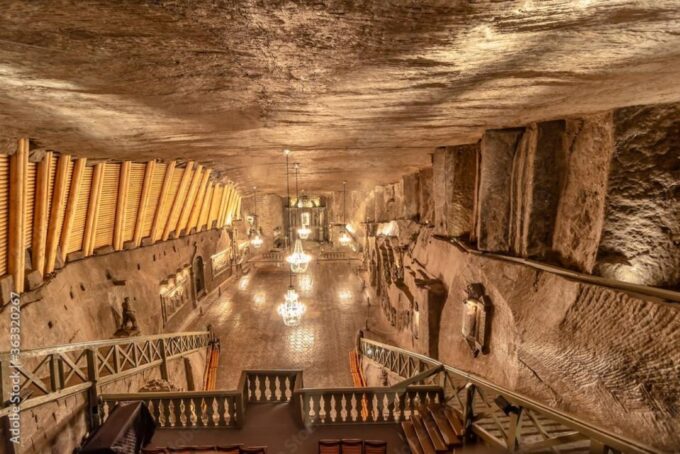 From Krakow: Guided Tour in Wieliczka Salt Mine - Participant Suitability