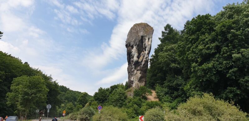 From Krakow: Ojców National Park & Ogrodzieniec Castle Tour - Itinerary Highlights