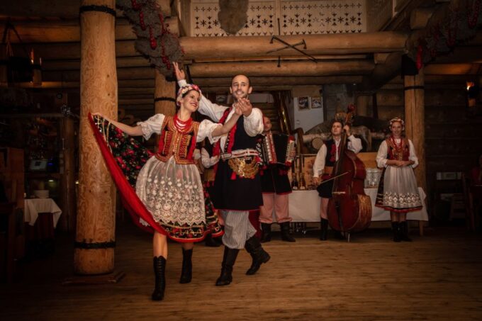 From Krakow: Polish Folk Show With All-You-Can-Eat Dinner - What to Expect
