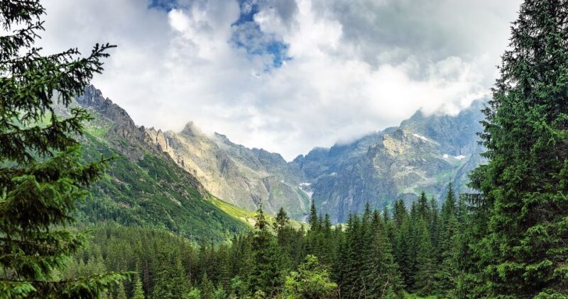 From Krakow: Tatra Mountains and Morskie Oko Hike - Hiking Trail and Scenery
