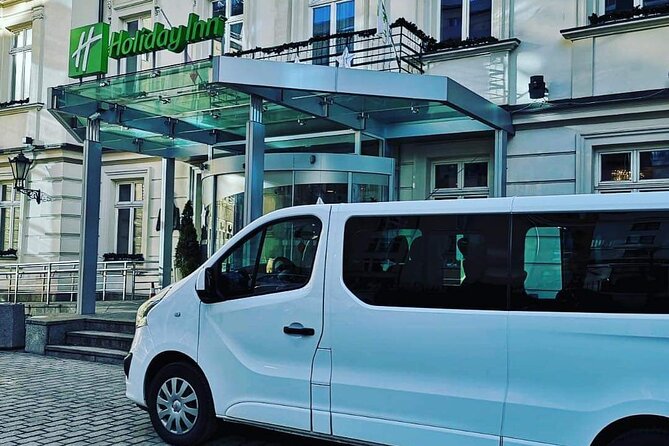 From Krakow to Budapest Airport Private Transfer - Key Points