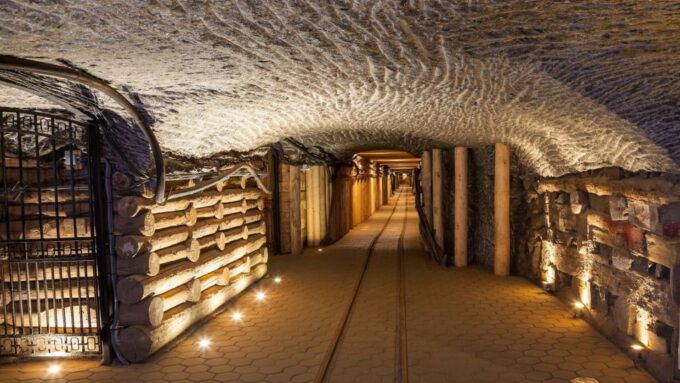 From Krakow: Wieliczka Salt Mine Tourist Route - Arrival and Preparation
