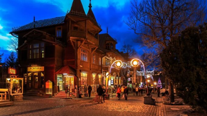 From Kraków: Zakopane Full Day Tour and Thermal Baths - Meeting Point and Departure