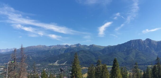 From Krakow: Zakopane & Thermal Springs Day Trip With Pickup - Transportation and Pickup