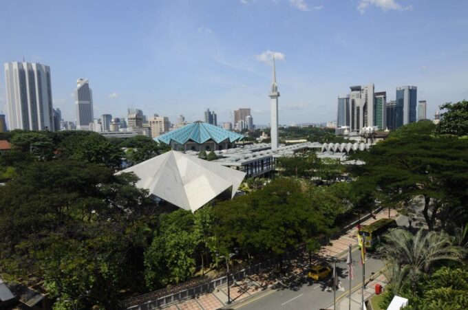 From Kuala Lumpur: Batu Caves Cultural Temple Tour - Accessibility and Cancellation