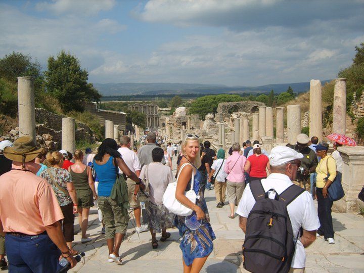 From Kusadasi Cruise Port: Private Guided Ephesus Tour - Highlights and Itinerary