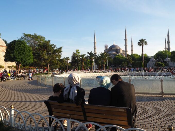 From Kusadasi: Istanbul Day Trip With Flights - Discovering Topkapi Palace
