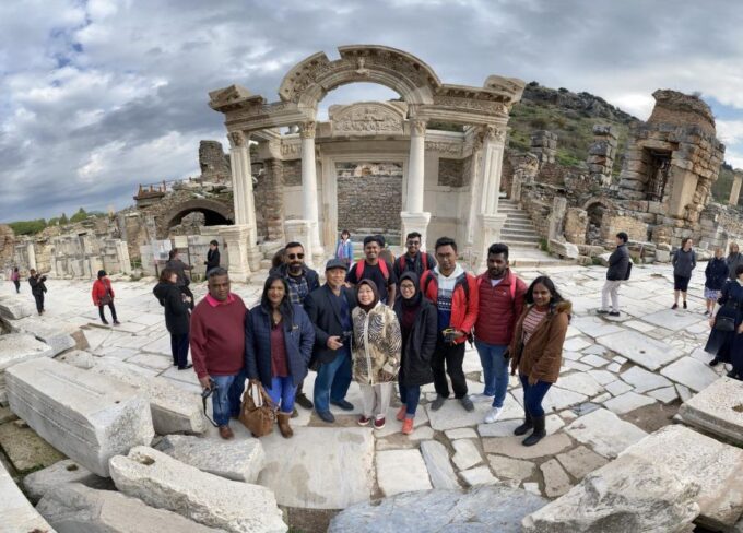 From Kusadasi Port: Private Tour of Ephesus (Skip-The-Line) - Key Sites and Attractions