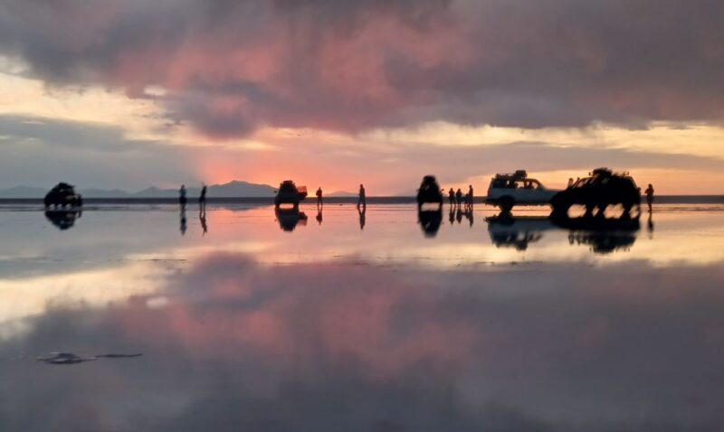 From La Paz: 2-Day Uyuni Salt Flats & Red Lagoon by Flight. - Itinerary Details