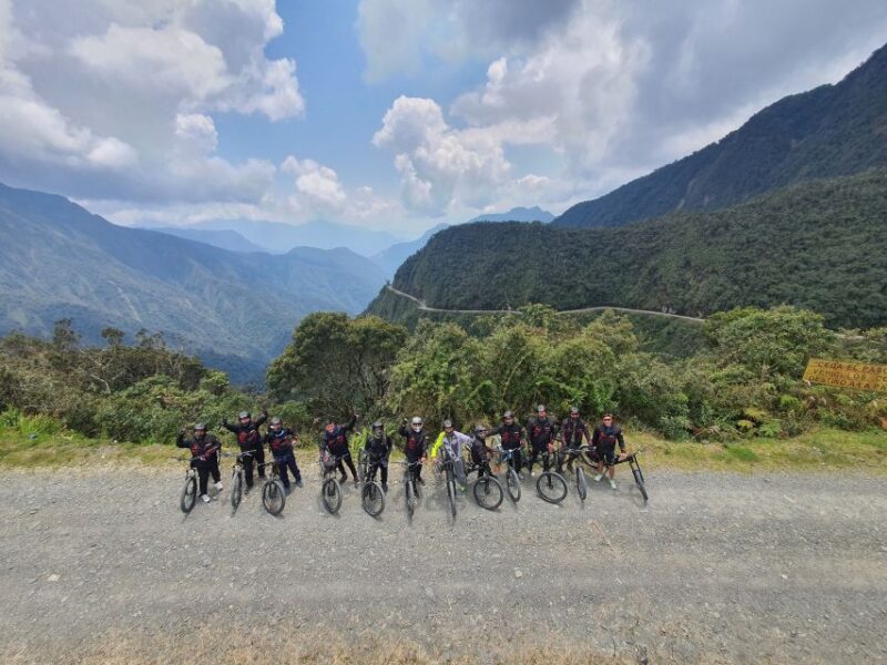 From La Paz: 5-Day Death Road & Uyuni Salt Flats Bike Tour - Itinerary Highlights