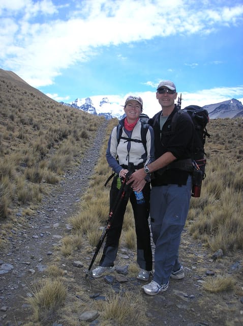 From La Paz: Condoriri National Park Full-Day Hiking Tour - Important Information
