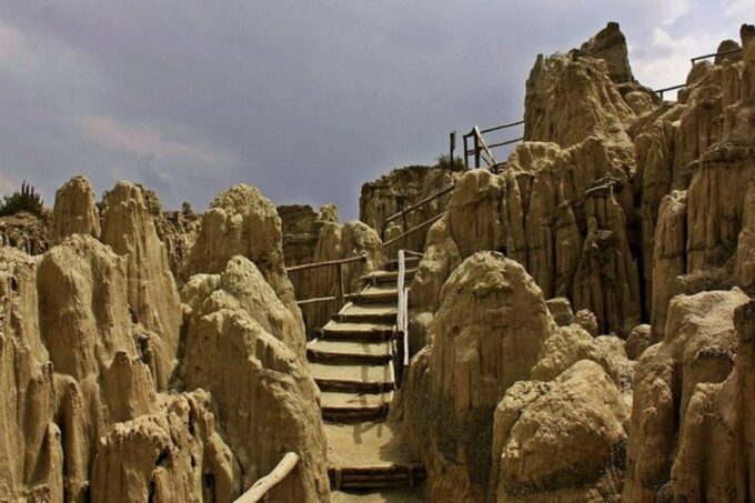 From La Paz: Day Trip to Chacaltaya and Moon Valley - Frequently Asked Questions