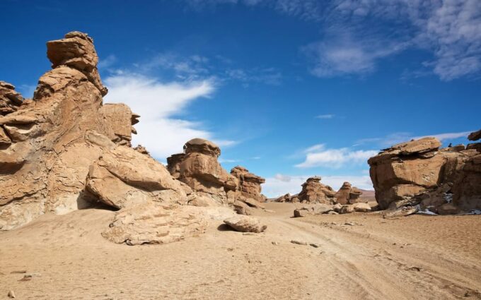 From La Paz: Death Route and Uyuni Salt Flats:5 Days by Bike - Important Considerations