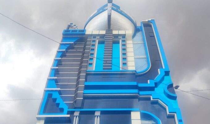 From La Paz: El Alto and Cholets Guided Day Trip - Meeting Point and Transportation