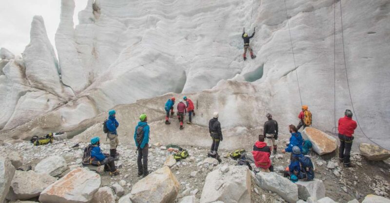 From La Paz: Huayna Potosí Mountain 3-Day Ice-Climbing Trip - Day 1: Acclimatization and Practice