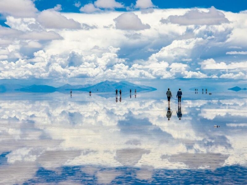 From La Paz: Uyuni Salt Flats Excursion + Round Trip Bus - Day 2: Exploring Uyuni Salt Flats
