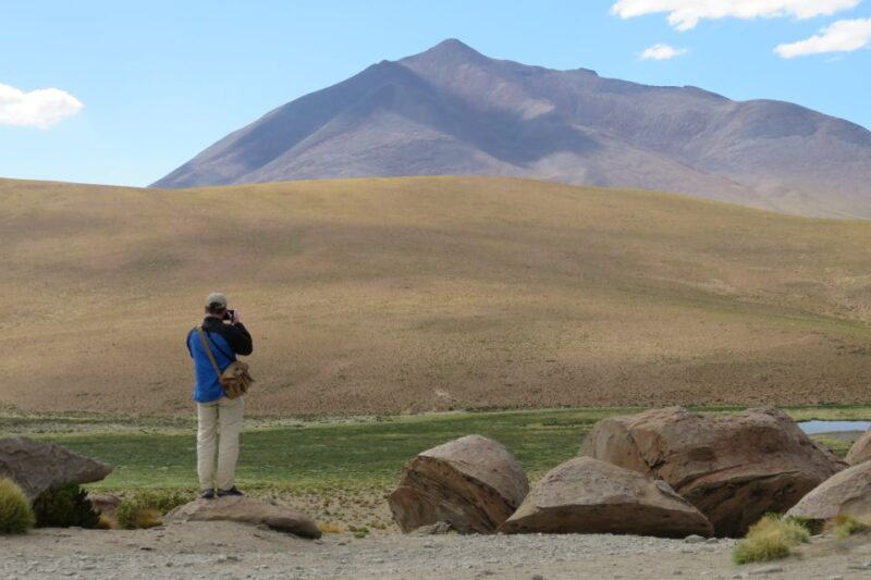 From La Paz: Uyuni Salt Flats & Tunupa Volcano by Bus. - Important Considerations