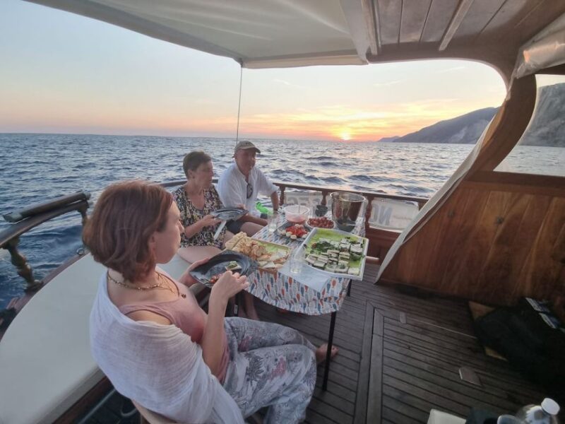 From La Spezia: Cinque Terre Boat Tour With Lunch and Wine - Itinerary Highlights