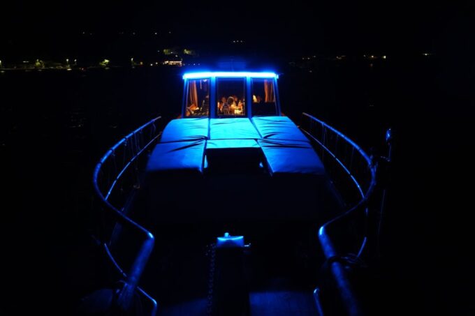 From La Spezia: Cinque Terre Boat Tour With Lunch and Wine - Meeting Point