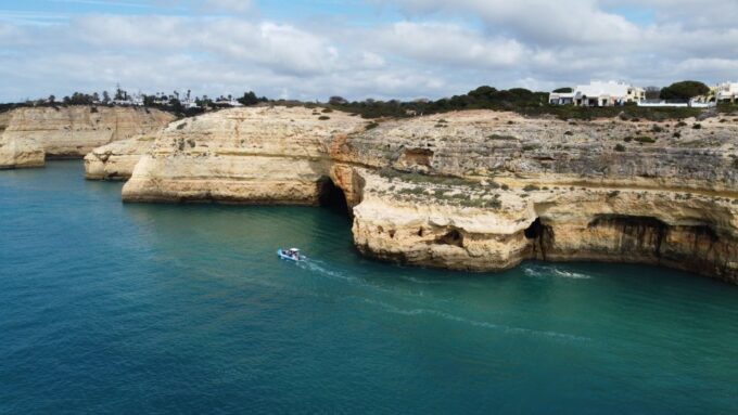 From Lagos: Benagil Sea Caves Speedboat Tour - Discover Benagil Sea Caves