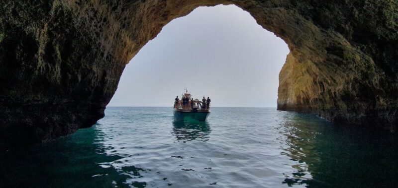 From Lagos: Family-Friendly Catamaran Tour of Benagil - Itinerary and Experience